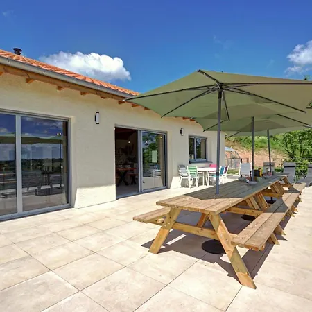 Maison Renovee, Piscine Privee - 18 Pers. Country house *