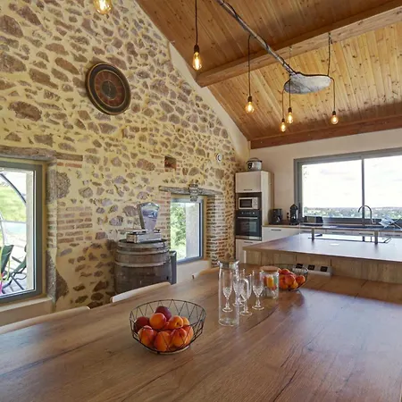 Maison Renovee, Piscine Privee - 18 Pers. * Sail-les-Bains