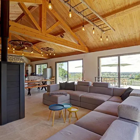 Maison Renovee, Piscine Privee - 18 Pers. Country house *