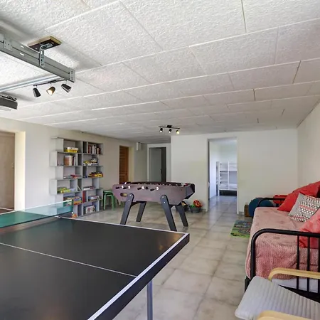Maison Renovee, Piscine Privee - 18 Pers. Country house Sail-les-Bains