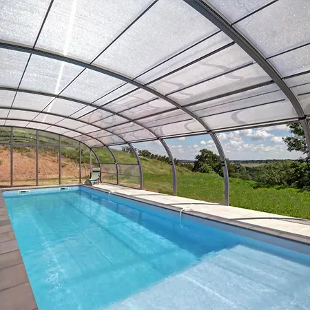 Maison Renovee, Piscine Privee - 18 Pers. Country house *